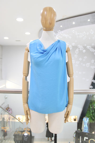 Blusa azul drapeado