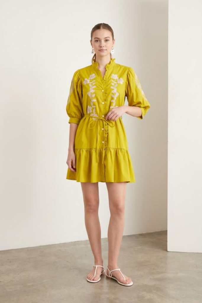 Vestido corto mostaza