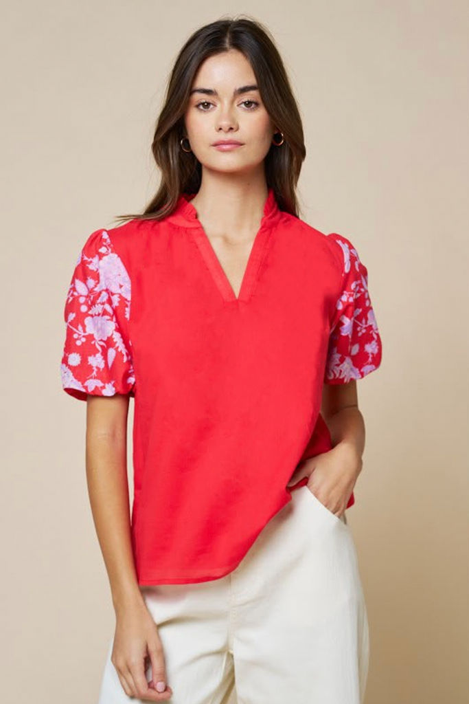 Blusa roja flores