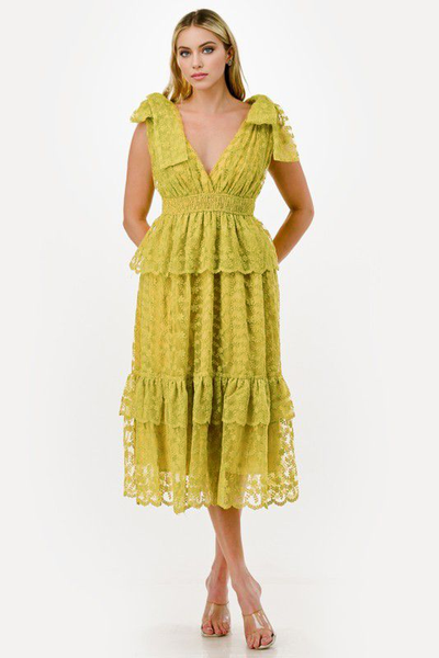 Vestido de organza mostaza
