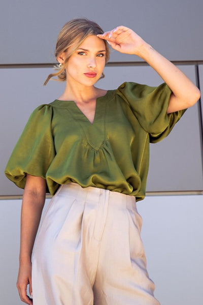 Blusa fluida verde manzana