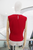 Blusa roja con hebilla