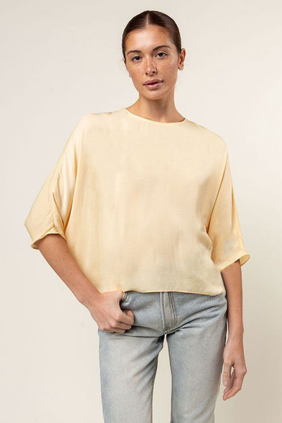 Blusa amarillo pastel
