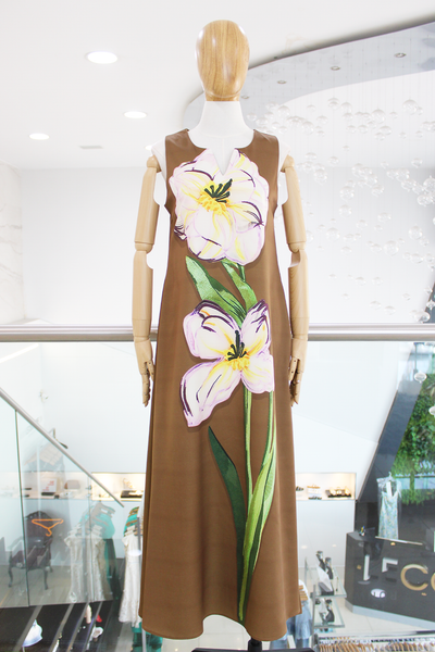 Vestido café flores