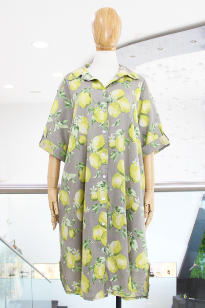 Vestido camisero gris limones