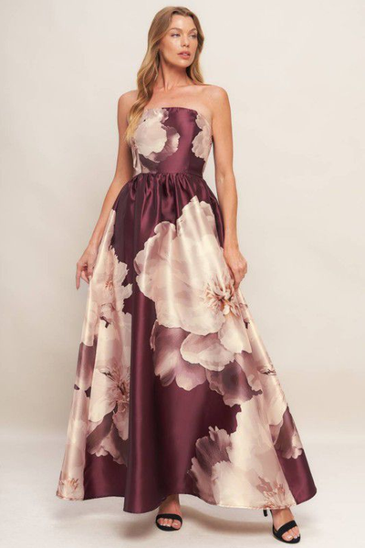 Vestido strapless vino con flores