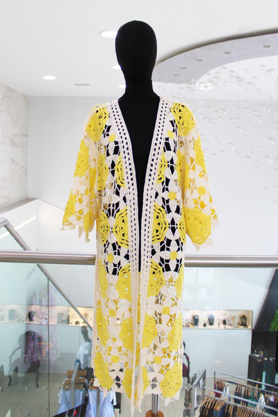 Kimono crochet beige y amarillo