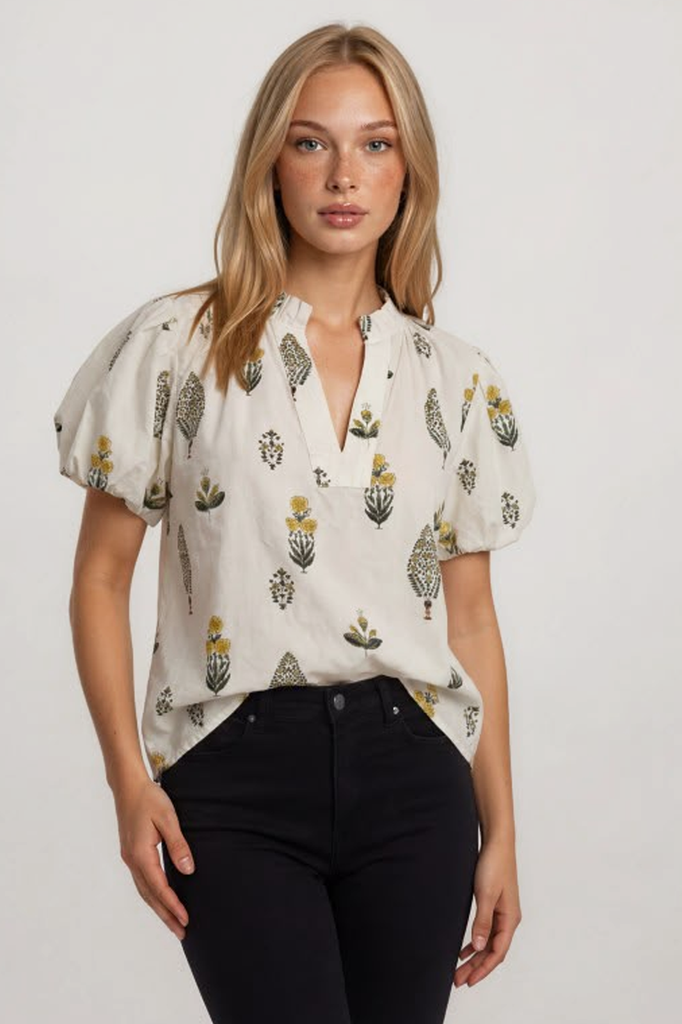 Blusa blanca floral
