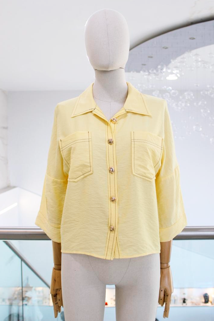 Blusa camisera amarillo claro