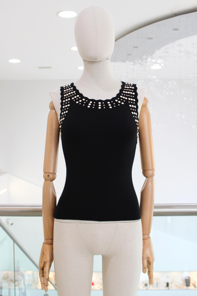 Blusa negra perlas