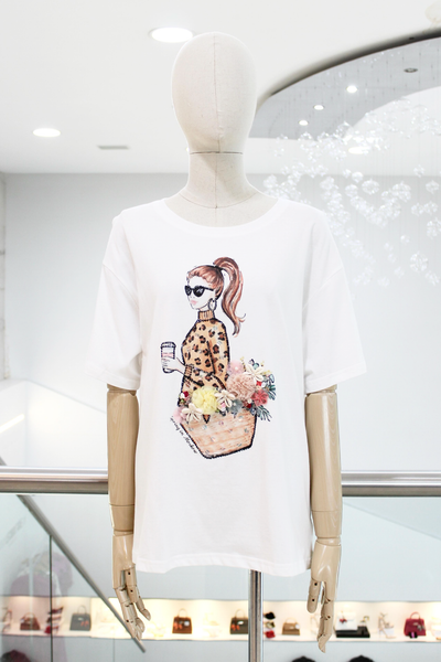 T-shirt blanca girly flores