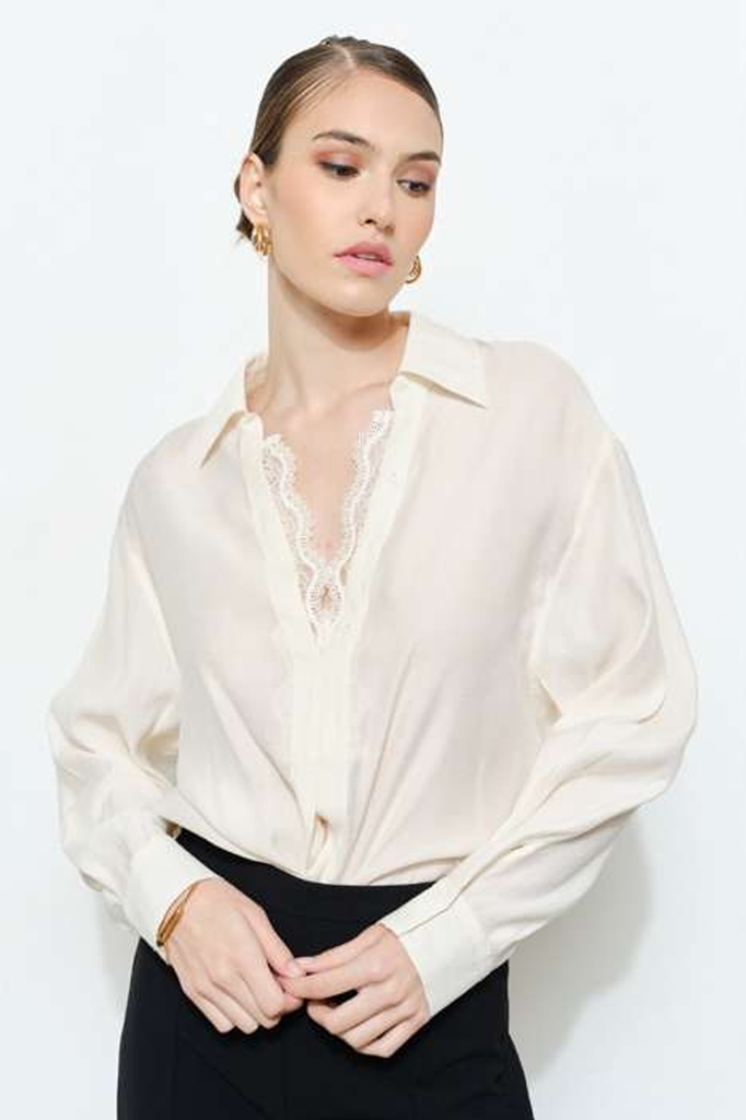 Blusa hueso manga larga