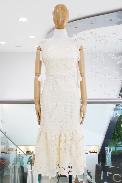 Vestido midi beige