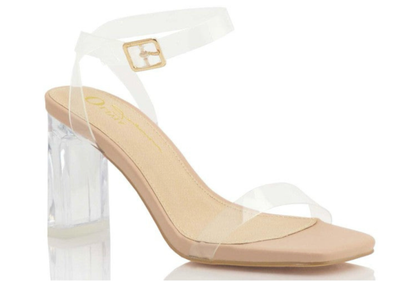 Tacones transparentes