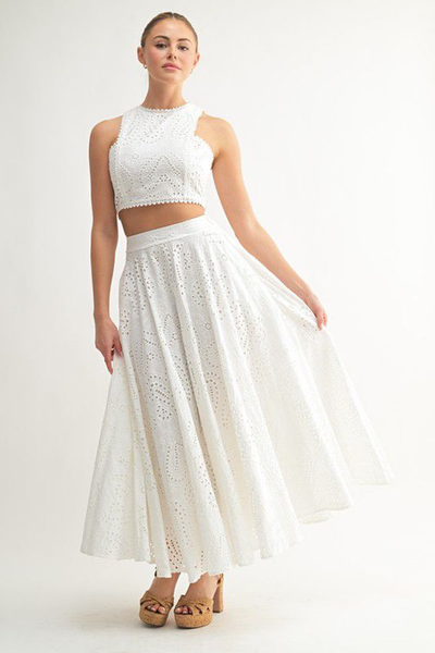 Conjunto blanco bordado