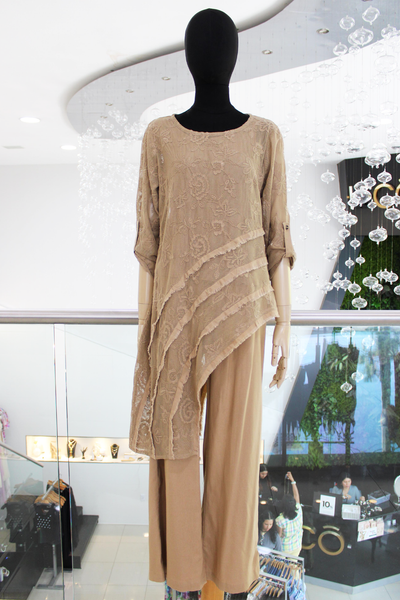 Conjunto tejido beige