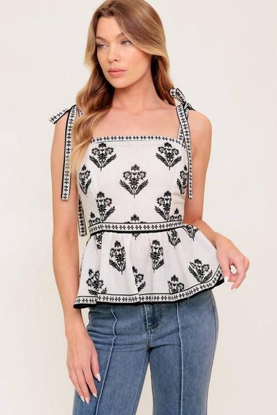 Blusa beige con flores