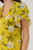 Blusa amarilla flores