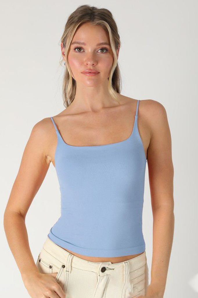 Top tirantes baby blue