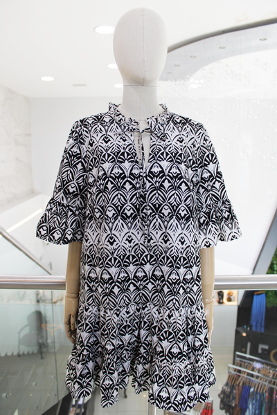 Vestido print blanco y negro