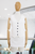 Conjunto blanco chaleco y falda
