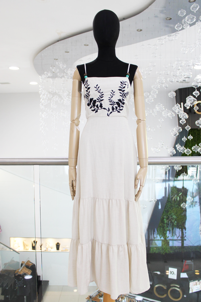 Vestido beige bordado