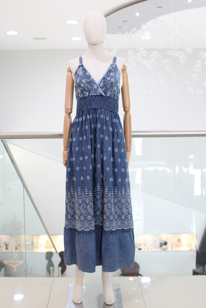 Vestido denim paisley