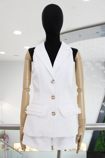 Conjunto blanco chaleco y short