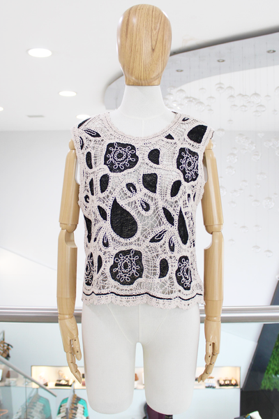 Blusa tejida negra