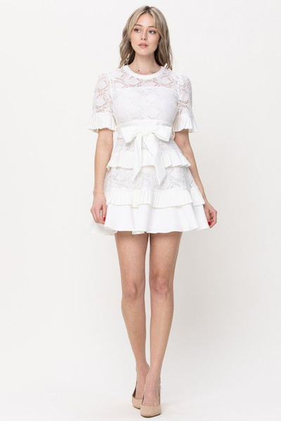Vestido blanco de encaje
