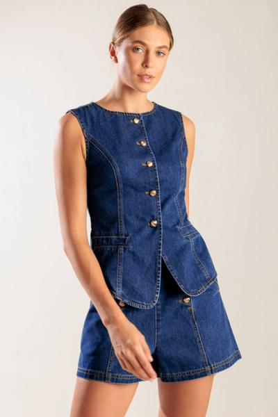 Conjunto denim chaleco y short