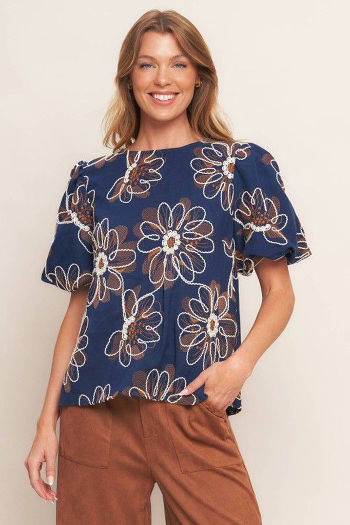 Blusa azul flores