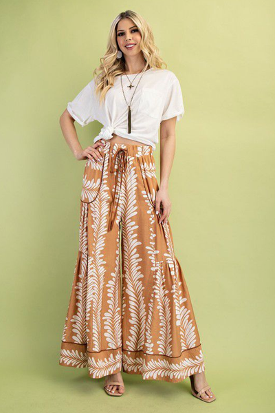 Pantalón beige hojas