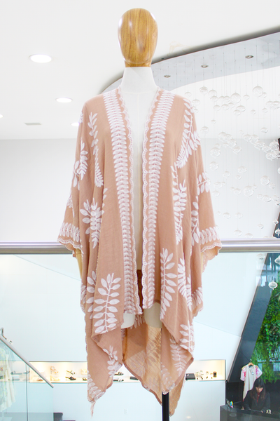 Kimono hojas nude