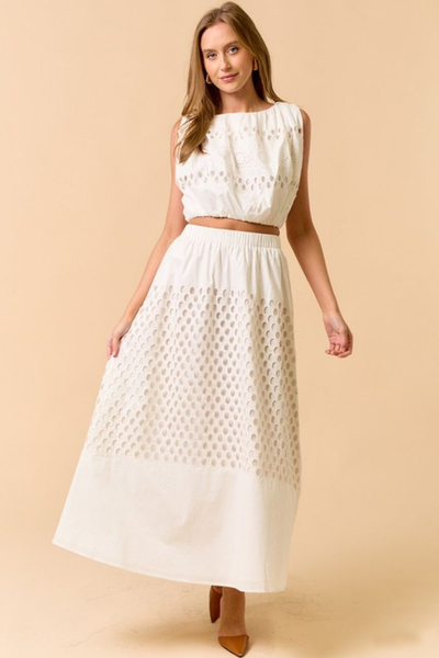 Conjunto blanco bordado
