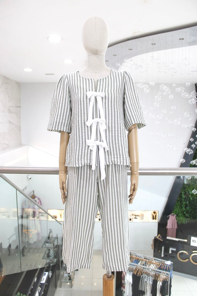 Conjunto rayas verde
