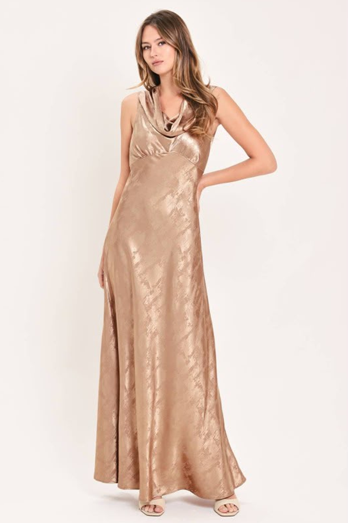 Vestido largo dorado