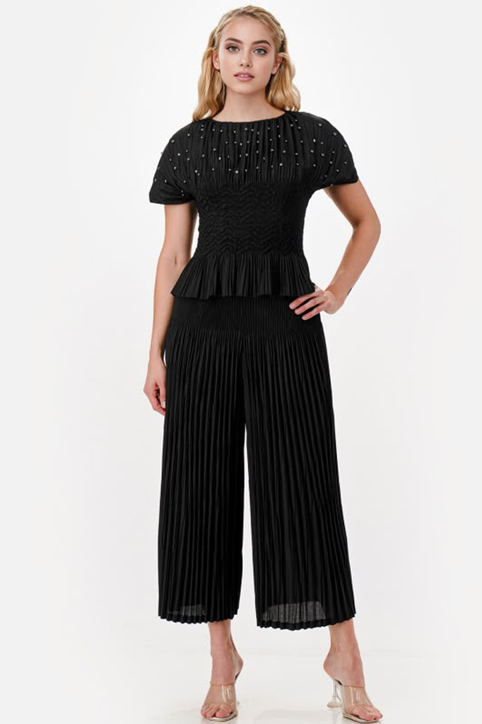 Conjunto plisado negro