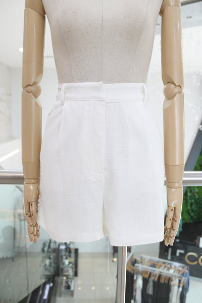 Short blanco lino