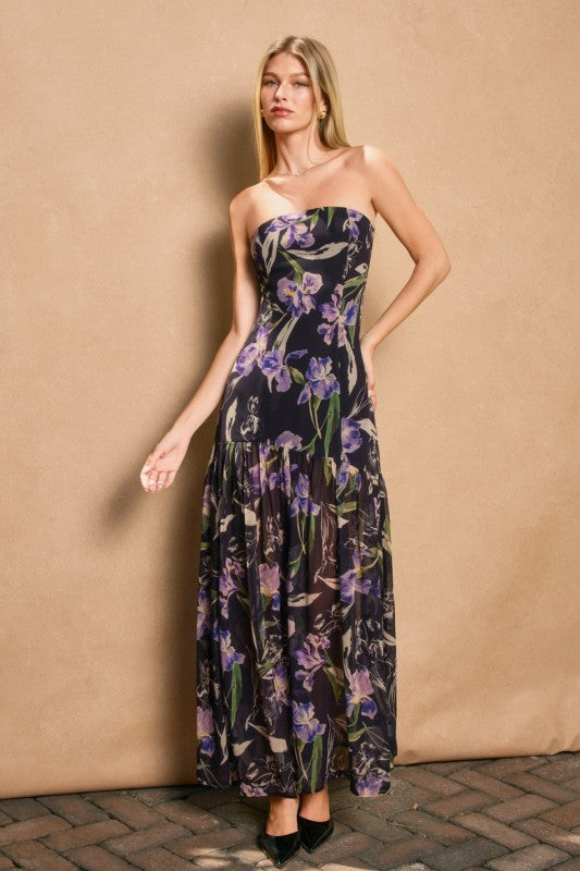 Vestido strapless morado