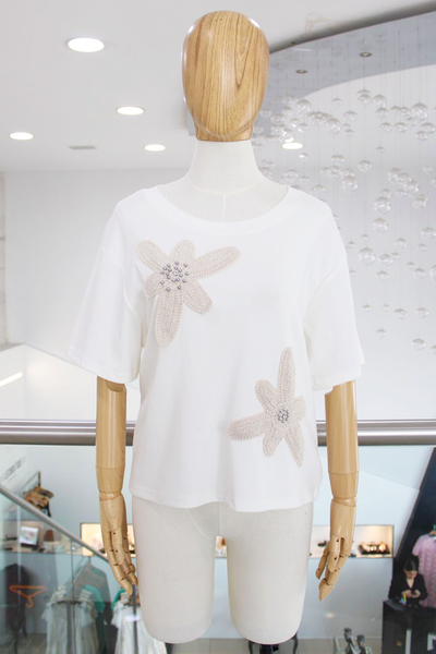 T-shirt blanca flores