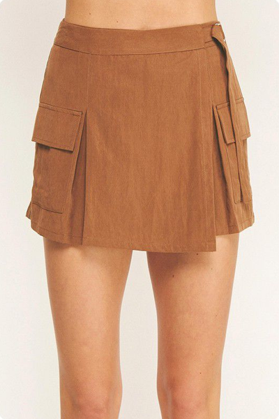 Falda short cargo café