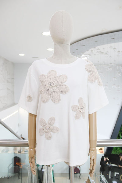 T-shirt blanca floral