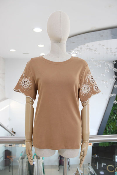 T-shirt café círculos