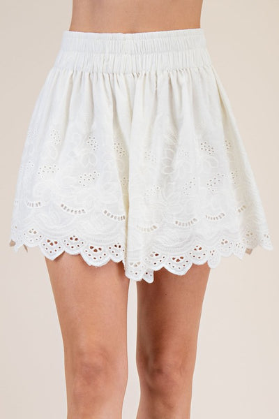 Short bordado beige