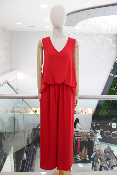 Conjunto rojo fluido