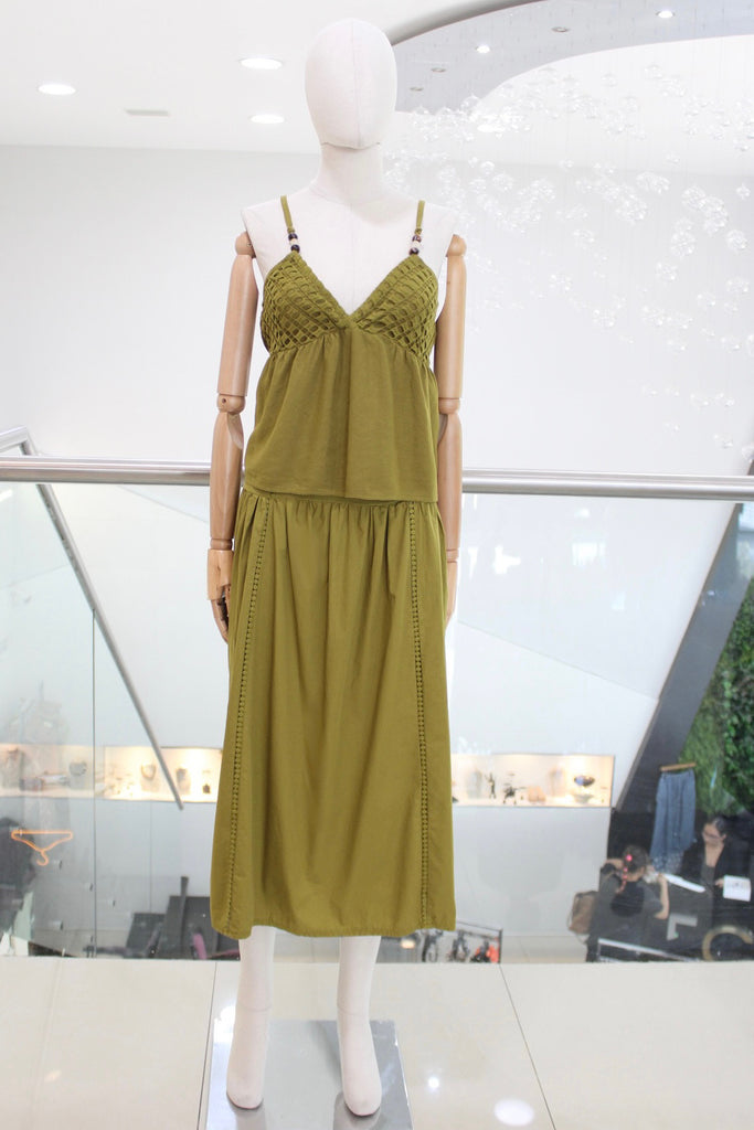 Conjunto verde olivo