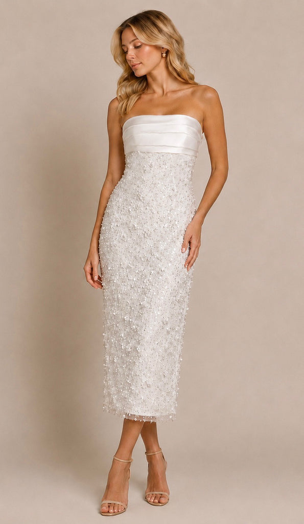 Vestido strapless pedrería