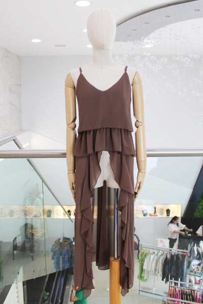 Blusa café en capas