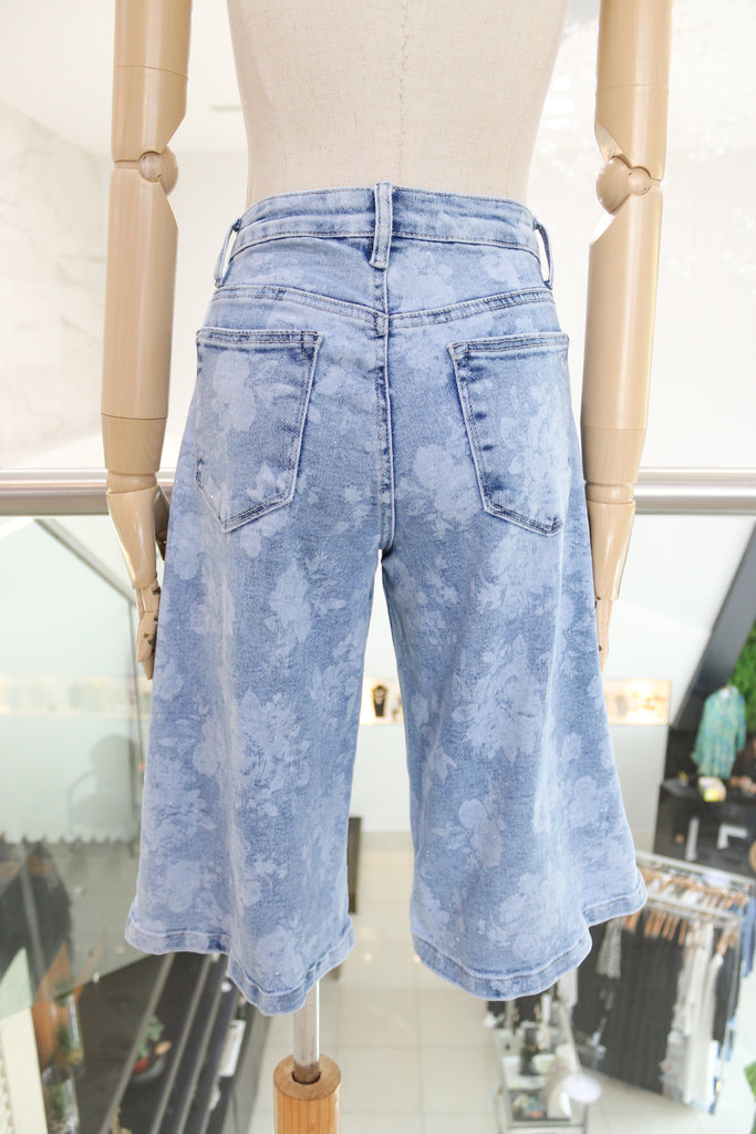 Bermuda denim flores